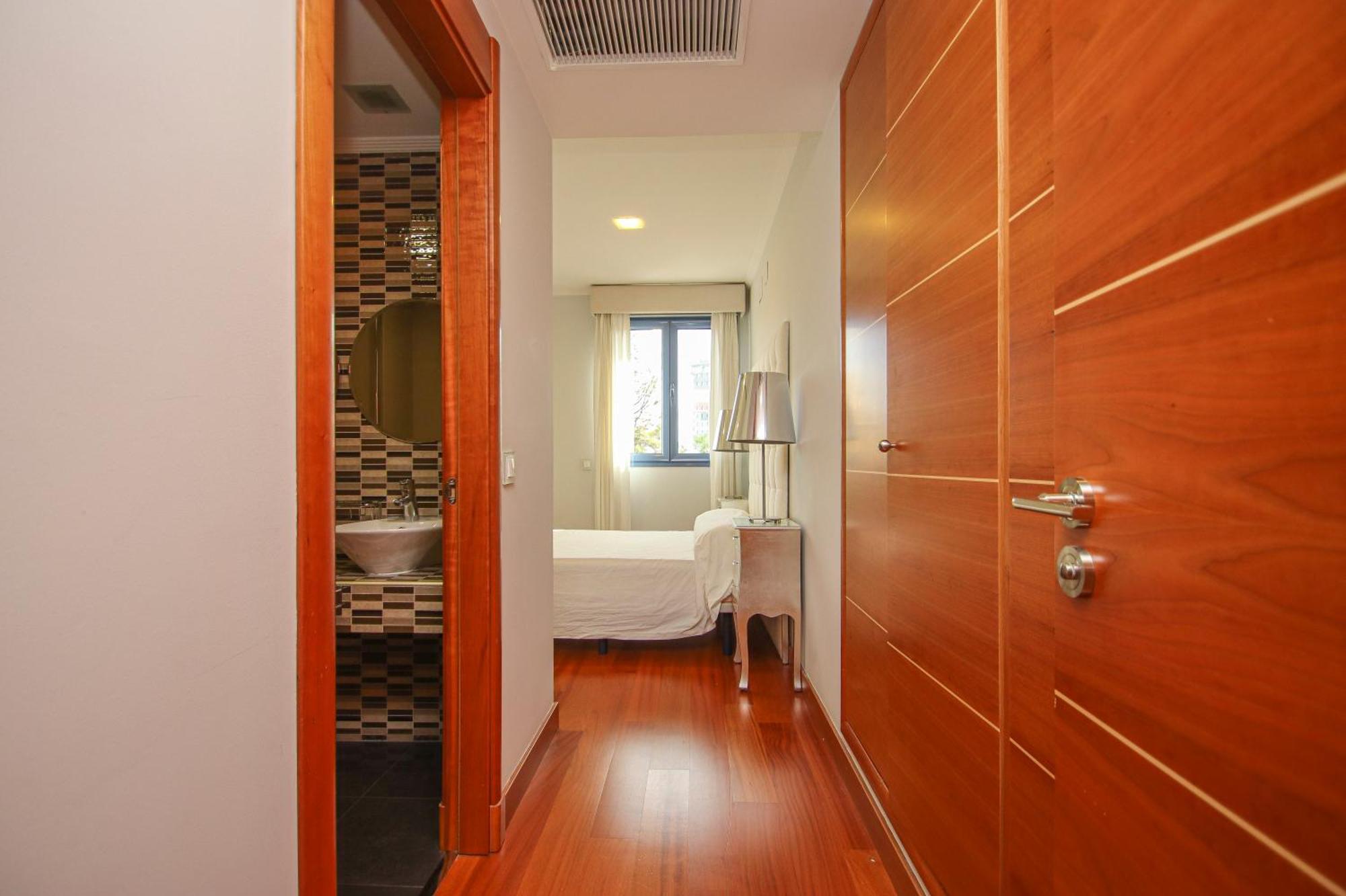 Luxury Apt In Plaza De Espana - Free Parking Seville Exterior photo